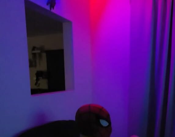What’s the best way to watch your favorite Spider-man movie